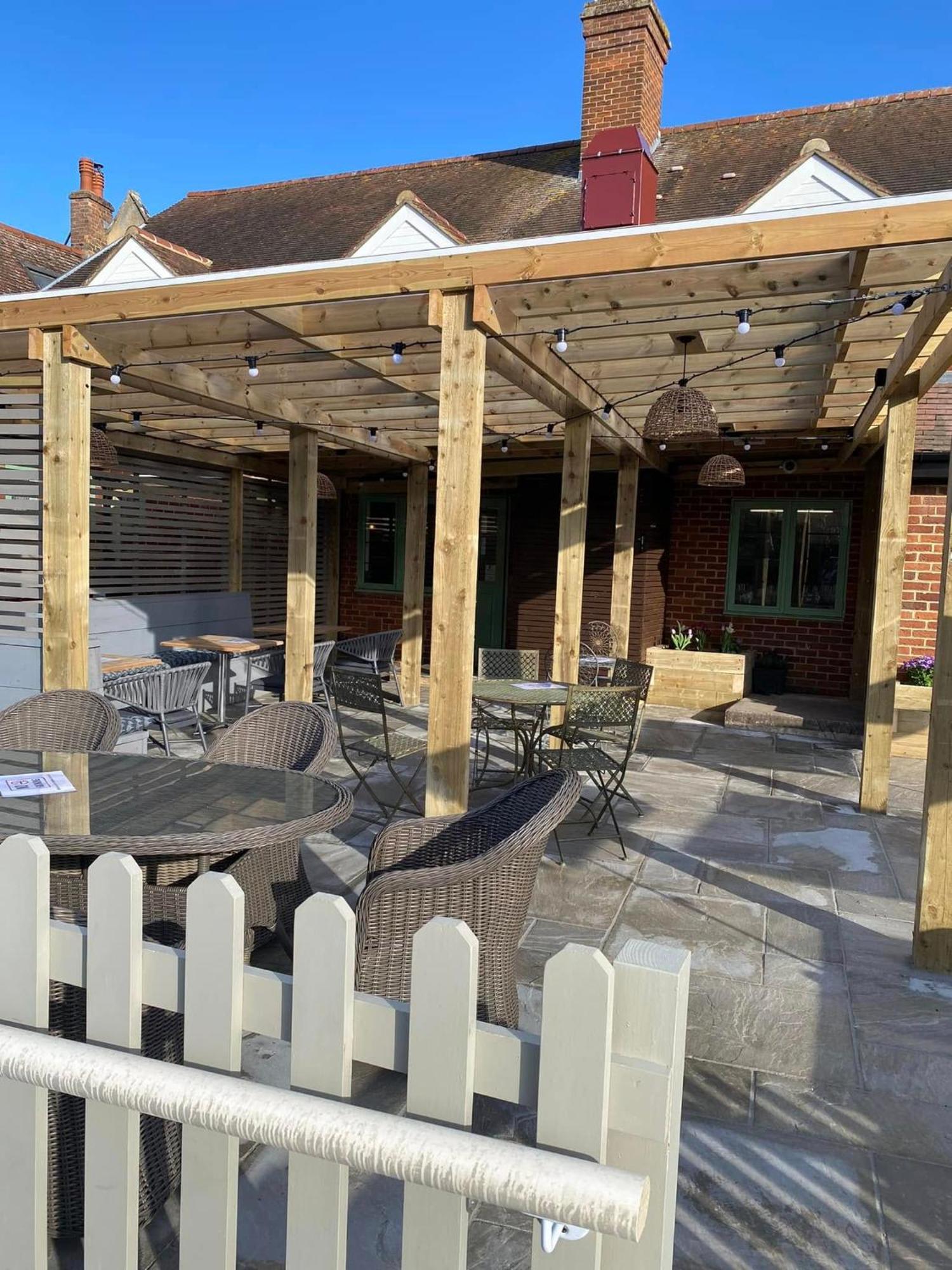 The Queens Head Inn Milton Ernest Exterior photo
